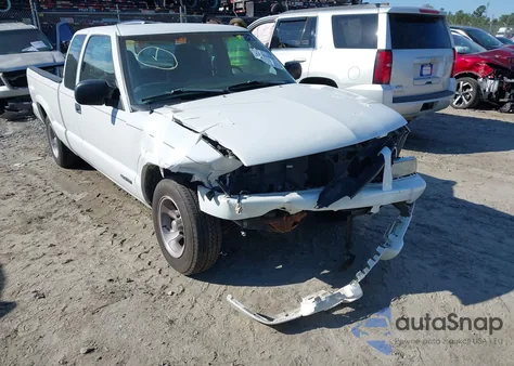 1998 Chevrolet S-10 Ls Fleetside z USA, uszkodzony, nr VIN 1GCCS19X6W8249037